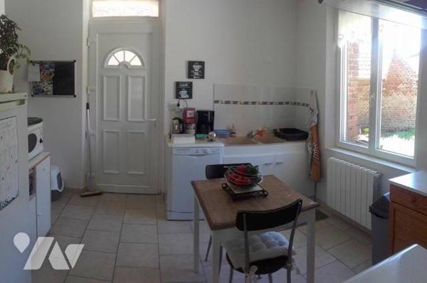 ABBECOURT belle petite Maison centre du village