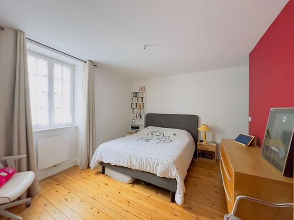 LA ROCHE SUR YON MAISON HYPER CENTRE-VILLE EXCLUSIVITE AMANDA