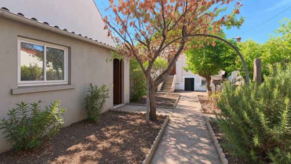 Maison
         3 pièces
        - 67 m² 346 500 € *