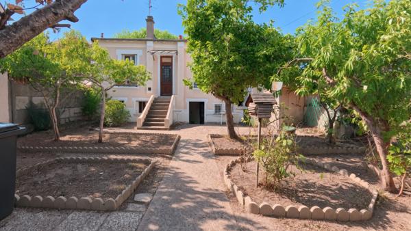 Maison
         3 pièces
        - 67 m² 346 500 € *