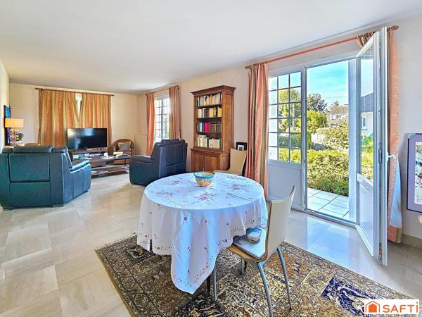 Périphérie de SENS, quartier résidentielle