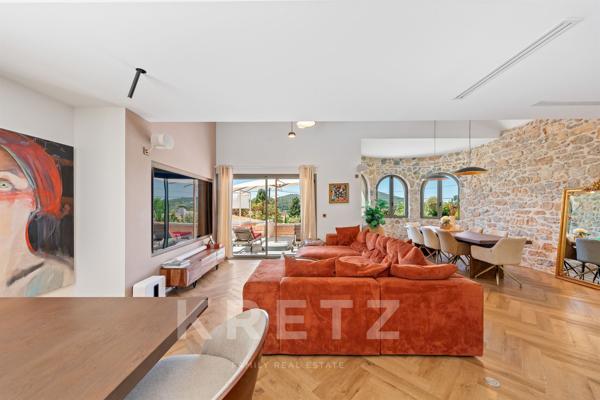 OFF MARKET - Carqueiranne - Villa des années 30 rénovée - Piscine