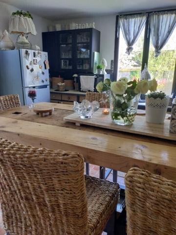 Maison 4 ch au calme / clos de mur