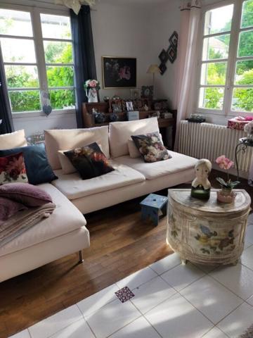 Maison 4 ch au calme / clos de mur