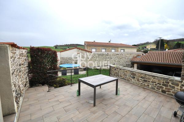 Maison à Grammond de 181 m² sur une parcelle de 637 m²