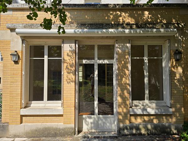 Maison proximité place du Martroi - 6 chambres - Jardin arboré sans vis à vis + dépendances