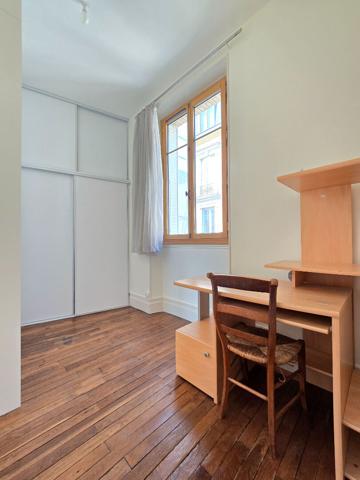 Maison proximité place du Martroi - 6 chambres - Jardin arboré sans vis à vis + dépendances