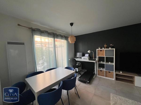 Maison à louer 2 pièces 51.01m²