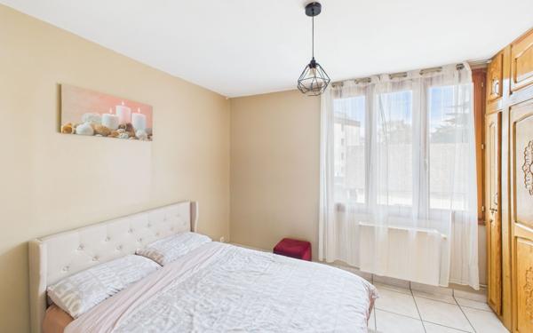 Appartement à vendre    2 pièces • 90,34 m2 Montmélian