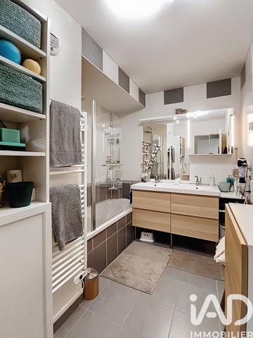 Appartement à vendre 3 pièces 66 m² Meyzieu