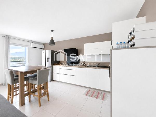 T4 lumineux, terrasse et confort au quotidien