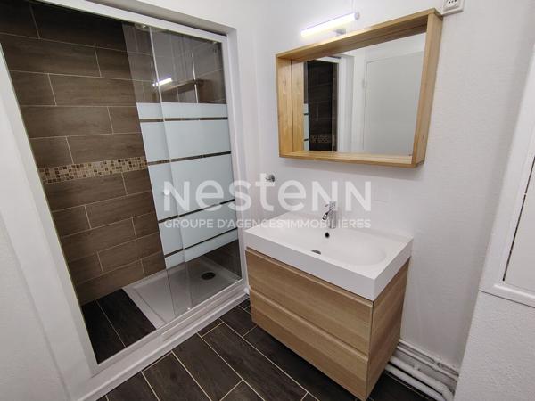 A VENDRE MONTIGNY LE BRETONNEUX LA SOURDERIE 3 PIECES EN ETAGE AVEC ASCENSEUR ET PARKING S/SOL