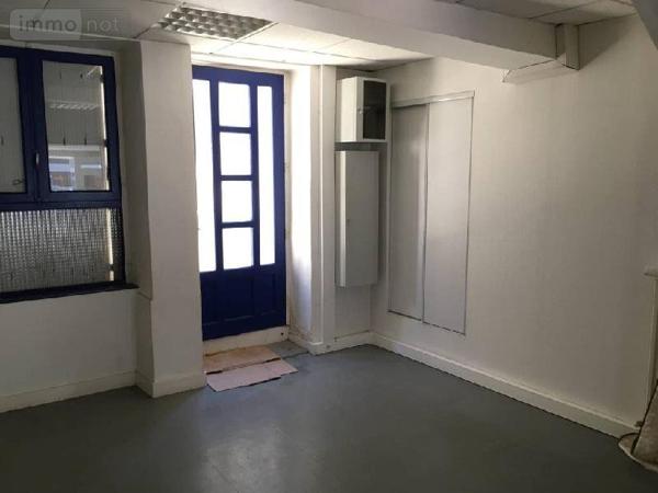 Immeuble à vendre à Villaines-la-Juhel en Mayenne (53700), ref : 483