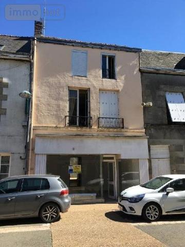 Immeuble à vendre à Villaines-la-Juhel en Mayenne (53700), ref : 483