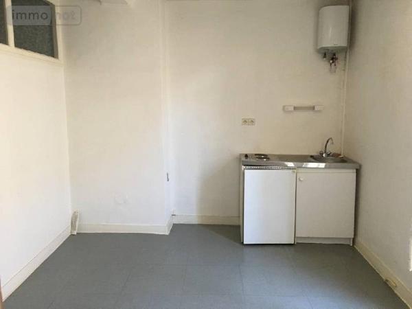 Immeuble à vendre à Villaines-la-Juhel en Mayenne (53700), ref : 483