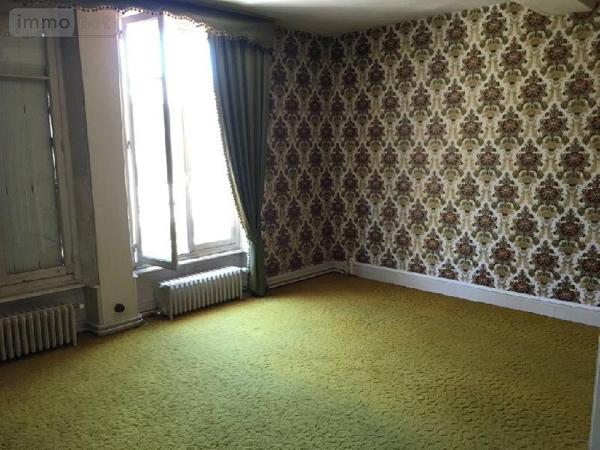 Immeuble à vendre à Villaines-la-Juhel en Mayenne (53700), ref : 483