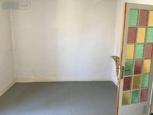 Immeuble à vendre à Villaines-la-Juhel en Mayenne (53700), ref : 483