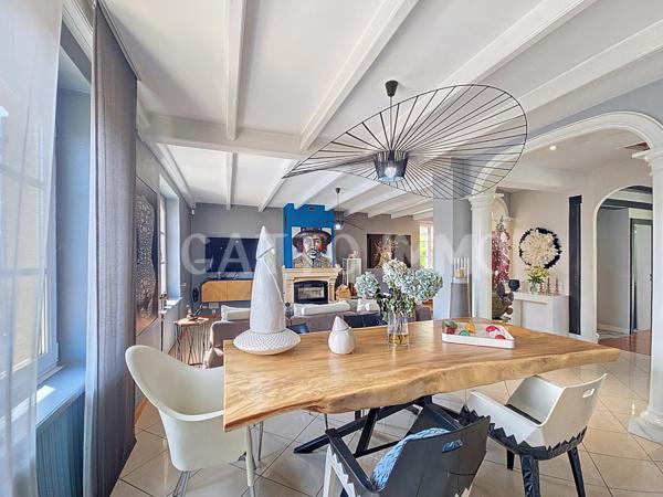 Longeville-lès-Metz (57050) SOUS OFFRE // Charmante maison 150m² avec piscine chauffée à Longeville-Les-Metz