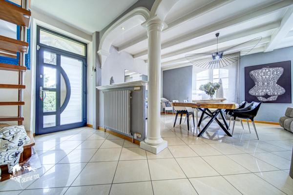 Longeville-lès-Metz (57050) SOUS OFFRE // Charmante maison 150m² avec piscine chauffée à Longeville-Les-Metz