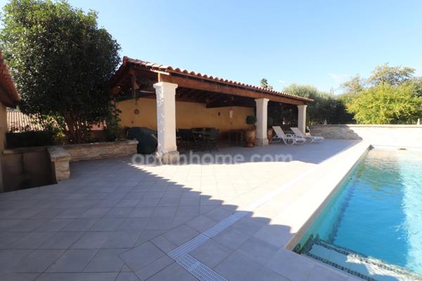 Propriété d'exception de 15 pièces à 15 minutes de l'aéroport de Bastia- Entre Parc Galéa et plages de la Costa Verde