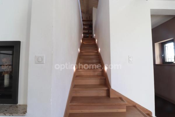 Propriété d'exception de 15 pièces à 15 minutes de l'aéroport de Bastia- Entre Parc Galéa et plages de la Costa Verde