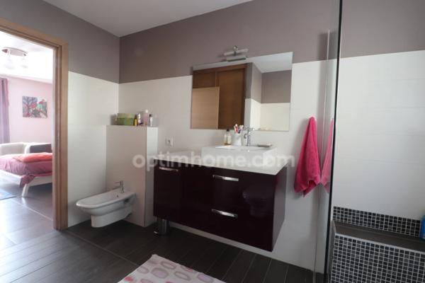 Propriété d'exception de 15 pièces à 15 minutes de l'aéroport de Bastia- Entre Parc Galéa et plages de la Costa Verde