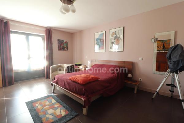 Propriété d'exception de 15 pièces à 15 minutes de l'aéroport de Bastia- Entre Parc Galéa et plages de la Costa Verde