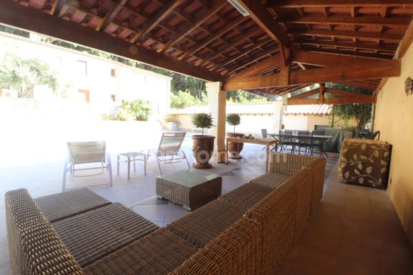 Propriété d'exception de 15 pièces à 15 minutes de l'aéroport de Bastia- Entre Parc Galéa et plages de la Costa Verde