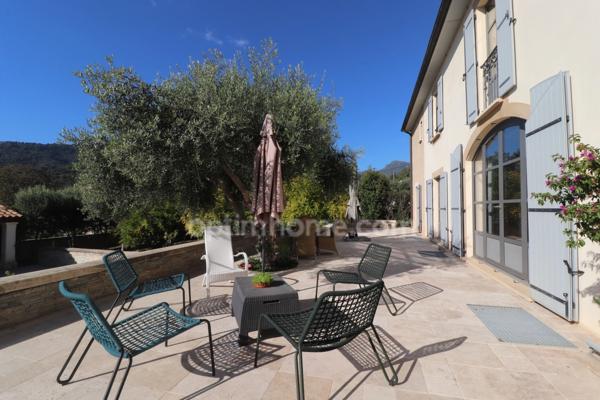 Propriété d'exception de 15 pièces à 15 minutes de l'aéroport de Bastia- Entre Parc Galéa et plages de la Costa Verde