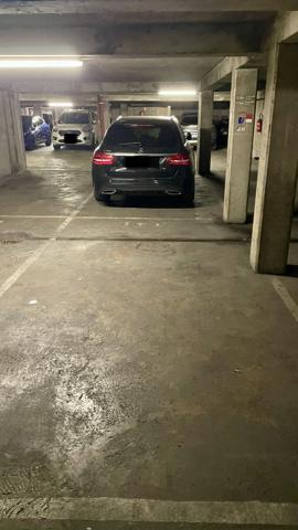Parking
        
        - 28 m² 35 500 € *