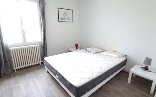 Appartement à louer    3 pièces • 53,38 m2 Royan