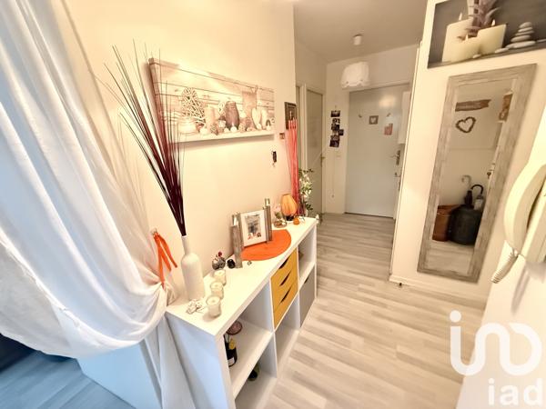Appartement à vendre 3 pièces 58 m² Sainte-Geneviève-des-Bois