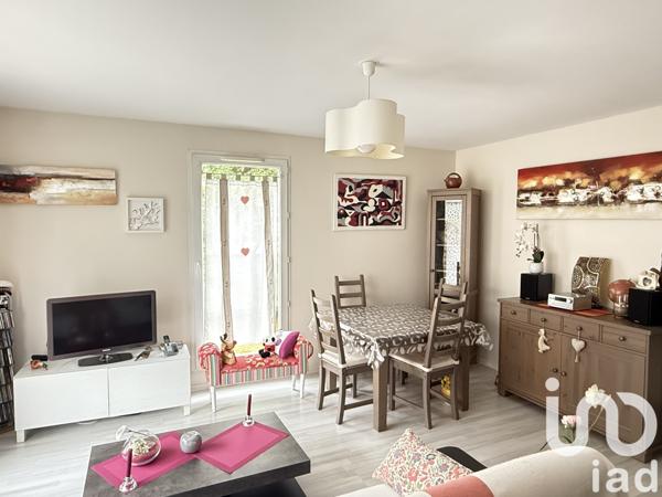 Appartement à vendre 3 pièces 58 m² Sainte-Geneviève-des-Bois