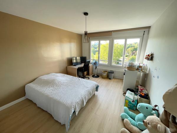 Appartement 3 pièce(s) 2 chambre(s) 80 m²