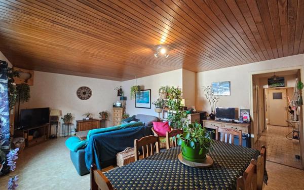 Maison à vendre    3 pièces • 170,89 m2 Villefranque