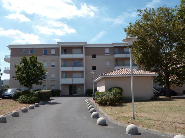 CENON PALMER T2 47M² VENDU LIBRE