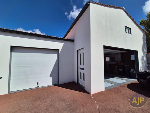 Maison à vendre Challans - 6 pièces, 191m² avec 3 chambre(s) à 787 500€ - AJP Immobilier Challans