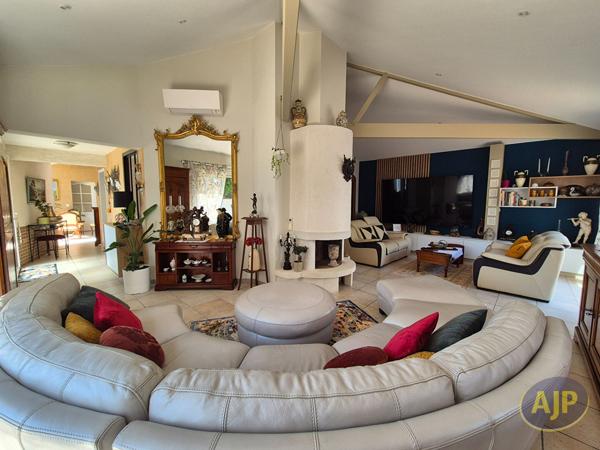 Maison à vendre Challans - 6 pièces, 191m² avec 3 chambre(s) à 787 500€ - AJP Immobilier Challans