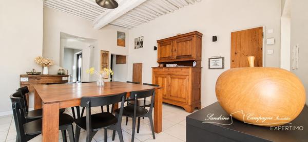 maison de village de caractère T7 avec grande cour piscinable et annexe
