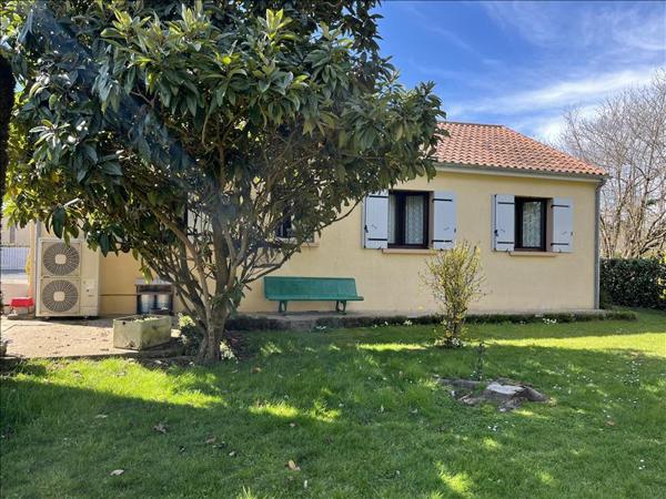 Maison à vendre |  Saint-Pierre-d'Eyraud |  5 pièces | 92 m²