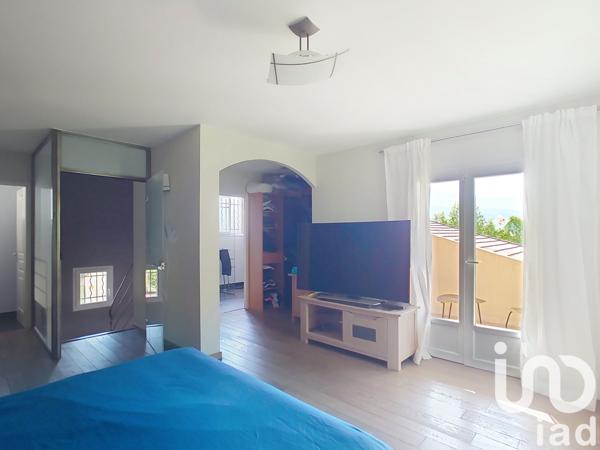 Maison à vendre 8 pièces 220 m² Saint-André-les-Alpes