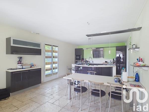 Maison à vendre 8 pièces 220 m² Saint-André-les-Alpes