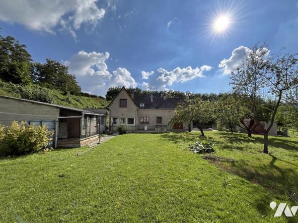Beau potentiel, maison familiale + bâtiments secteur pont de VAUX (3556 m2)