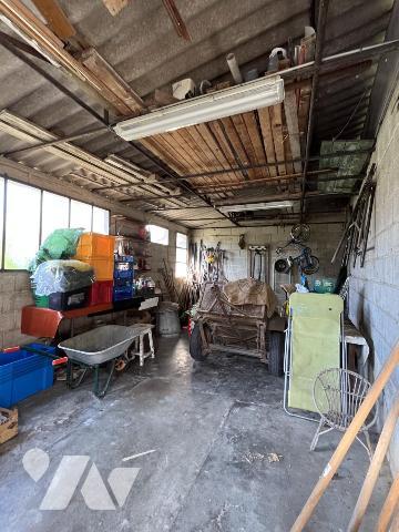 Beau potentiel, maison familiale + bâtiments secteur pont de VAUX (3556 m2)