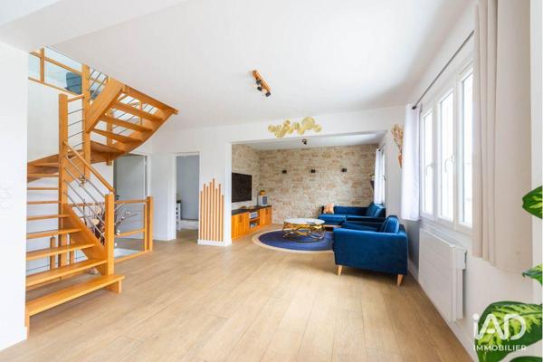 Maison à vendre 5 pièces 136 m² L'Étang-la-Ville