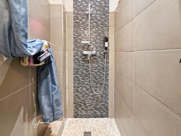 Immeuble de 3 appartements NIMES (30)