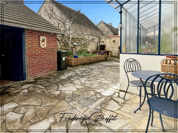 Charmante Maison de ville en pierre de 121 m2