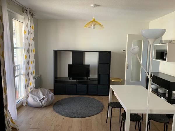 Toulouse 31400 Pont des demoiselles T1 bis meublé de 32.01 m² avec parking sous sol,