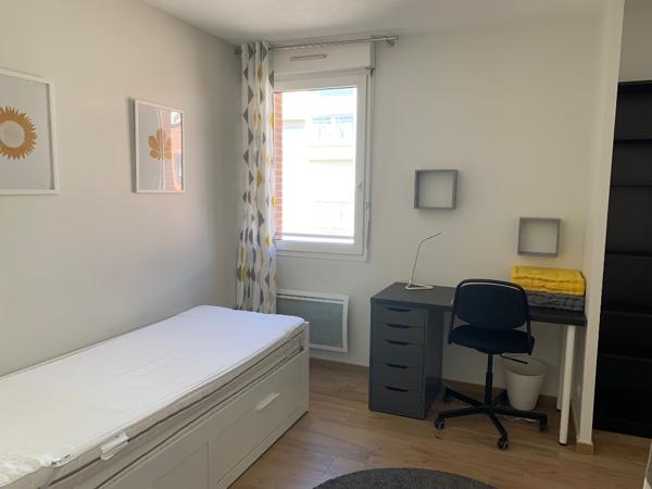 Toulouse 31400 Pont des demoiselles T1 bis meublé de 32.01 m² avec parking sous sol,