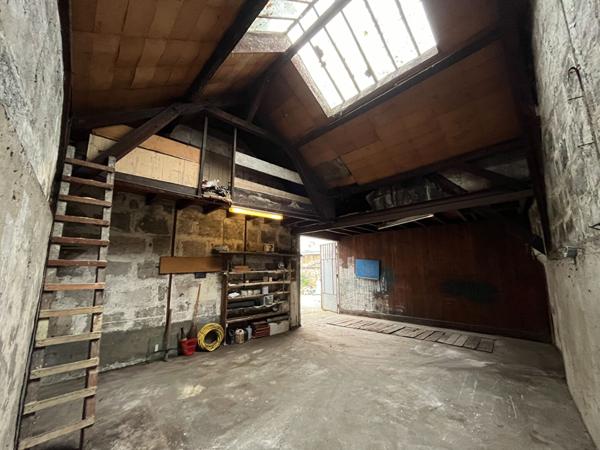Atelier / Garage 40 m²